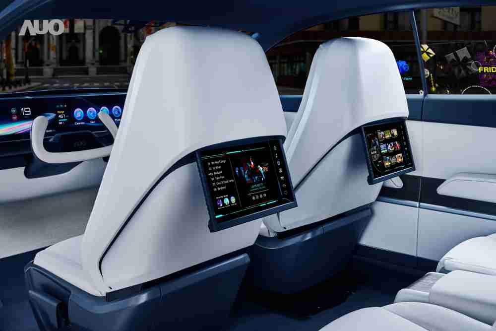 尊龙集团将于CES 展示全新Smart Cockpit 2024，，，，可紧密串连使用者多元需求，，并革新座舱内部的应用和设计，，带来身历其境且引人入胜的视觉飨宴，，，，满足驾乘人员的全方位体验