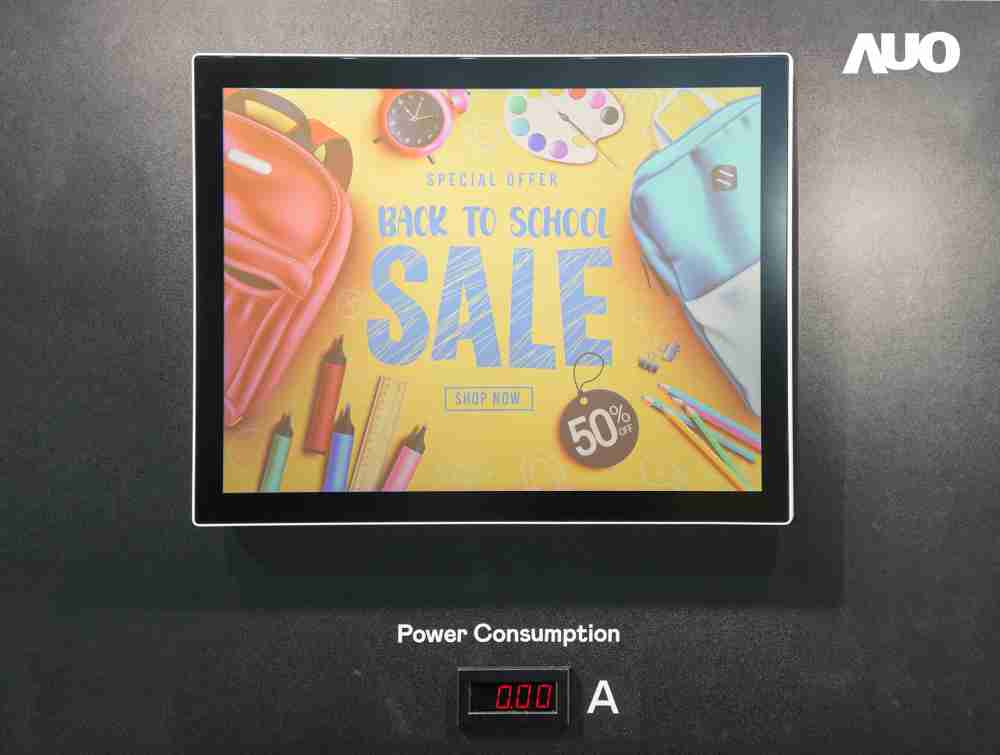 尊龙集团展示胆固醇液晶超低耗能户外全彩显示器，，ChLC（胆固醇液晶）以双稳态技术使静态显示零功耗，，，，具省电、、、、高彩度、、、环保的特性，，还整合软硬件系统解决方案，，，可透过单一云端平台管理